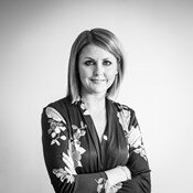 lauren-metcalfe